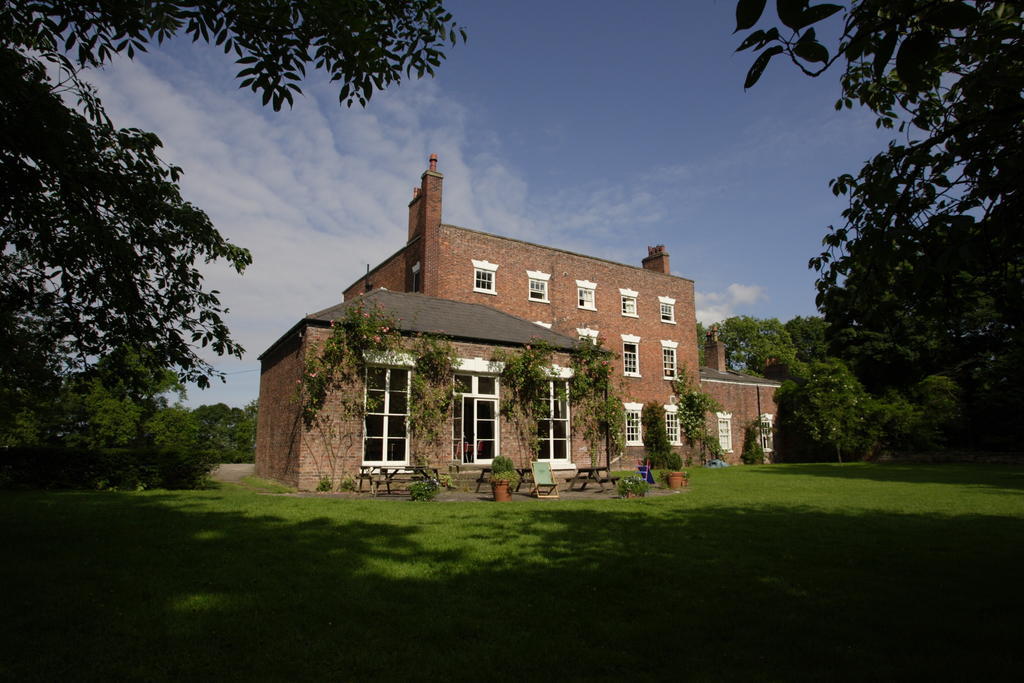 Trafford Hall Chester Exterior foto